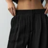 Pantalon ajusté à pinces Pantalon ajusté à pinces