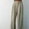 Pantalon ajusté à pinces Pantalon ajusté à pinces