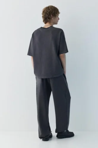 pantalon de jogging style skater 2 330x496 - Pantalon de jogging style skater