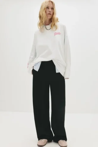 Pantalon de survêtement à jambes larges avec coutures