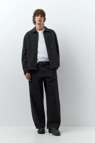 Pantalon droit avec coutures