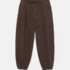 Pantalon à entrejambe tombant avec taille élastiquée Pantalon à entrejambe tombant avec taille élastiquée
