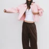 Pantalon à entrejambe tombant avec taille élastiquée Pantalon à entrejambe tombant avec taille élastiquée