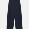 Pantalon habillé à taille croisée Pantalon habillé à taille croisée
