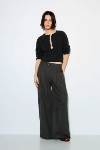 Pantalon à jambes larges et à double pince