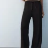 Pantalon large en crêpe Pantalon large en crêpe
