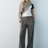 Pantalon élégant à pinces Pantalon élégant à pinces