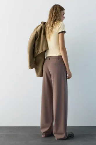 Pantalon élégant à pinces