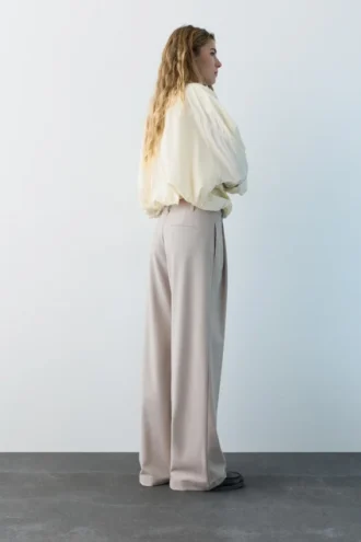 Pantalon élégant à pinces