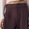 Pantalon élégant à pinces Pantalon élégant à pinces