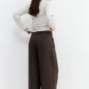 Pantalon élégant à pinces Pantalon élégant à pinces