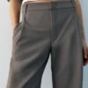 Pantalon élégant à pinces Pantalon élégant à pinces