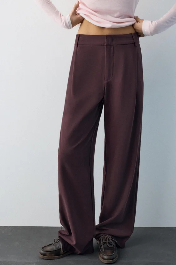 Pantalon élégant à pinces Pantalon élégant à pinces