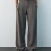 Pantalon élégant à pinces Pantalon élégant à pinces