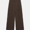 Pantalon élégant à pinces Pantalon élégant à pinces