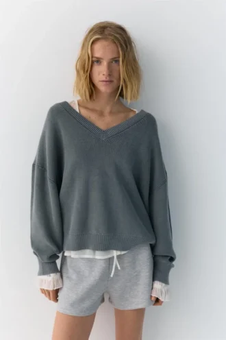Pull à col en V