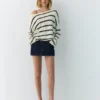 Pull en maille fine asymétrique Pull en maille fine asymétrique