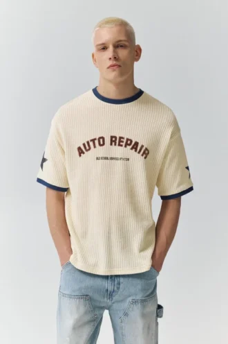 Pull à manches courtes et imprimé graphique