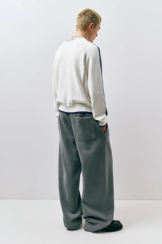 Pull rayé brodé STWD Pull rayé brodé STWD