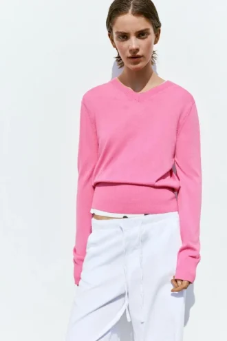 Pull rose à col en V Pull rose à col en V