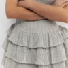 Robe courte à carreaux avec ourlet à volants