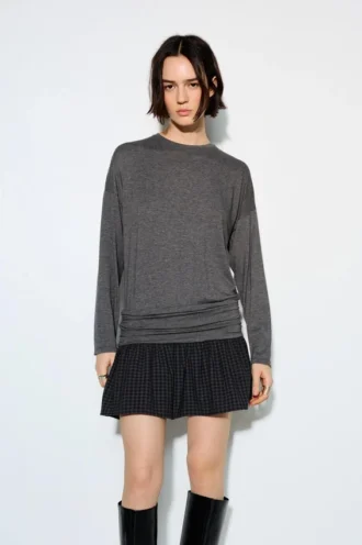 Robe courte à carreaux en shorts