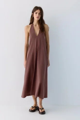 Robe mi-longue à dos nu