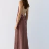Robe mi-longue à dos nu Robe mi-longue à dos nu