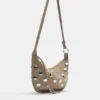 Sac à bandoulière avec clous Sac à bandoulière avec clous