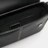 Sac à bandoulière avec surpiqûres Sac à bandoulière avec surpiqûres