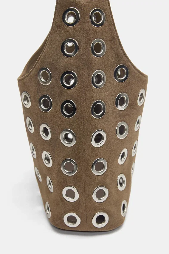 Sac à bandoulière clouté Sac à bandoulière clouté
