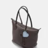 Sac cabas en nylon avec breloque Sac cabas en nylon avec breloque