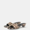 Sandales à talons en cuir imprimé léopard Sandales à talons en cuir imprimé léopard