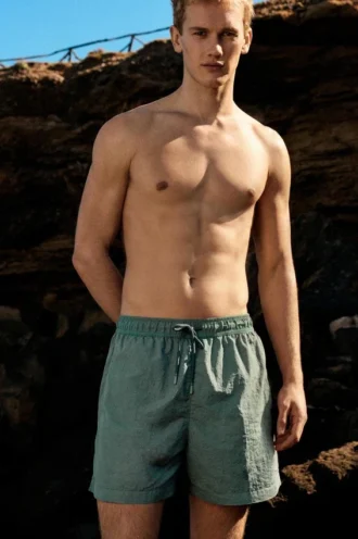 Short de bain coupe classique