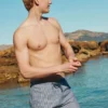Short de bain à rayures en seersucker Short de bain à rayures en seersucker