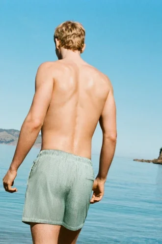 Short de bain à rayures en seersucker