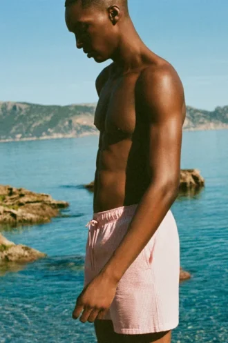 Short de bain à rayures en seersucker