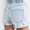 Short mom en denim à ourlet retourné