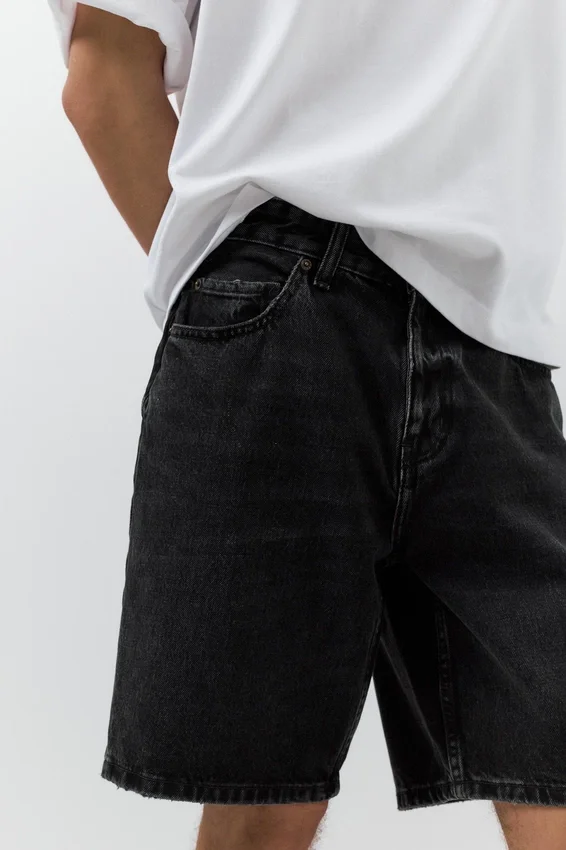 Shorts en denim coupe standard Shorts en denim coupe standard