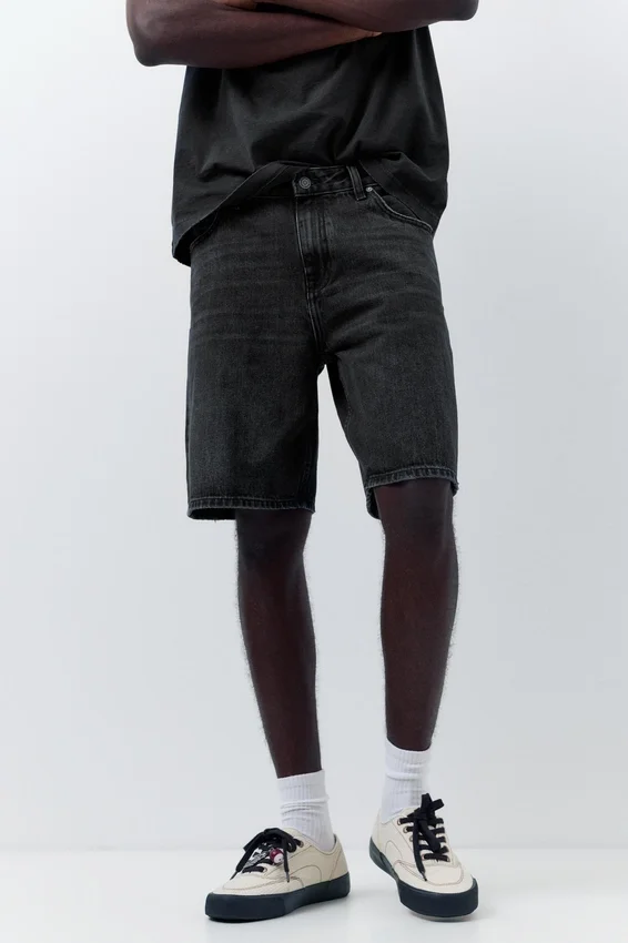 Shorts en denim coupe standard Shorts en denim coupe standard