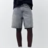 Shorts en denim coupe standard Shorts en denim coupe standard