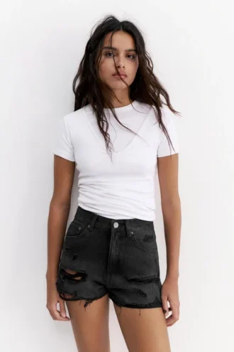 Shorts en denim déchiré
