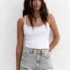 Shorts en denim déchiré Shorts en denim déchiré