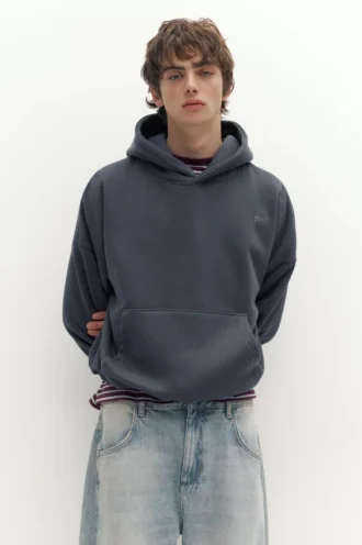 Sweat à capuche brodé STWD