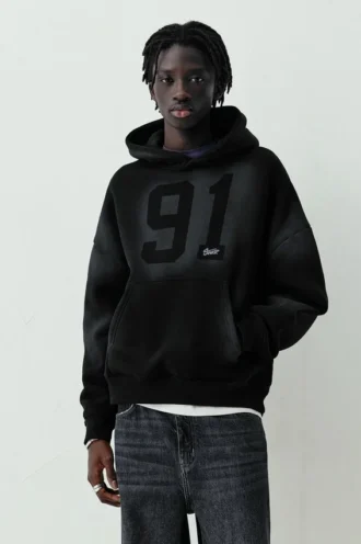 Sweat à capuche noir STWD 91 Sweat à capuche noir STWD 91