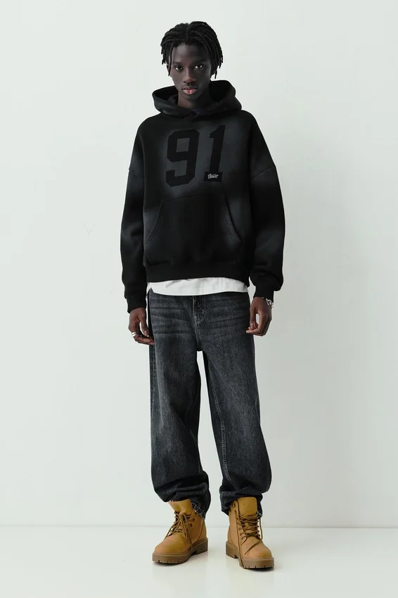 Sweat à capuche noir STWD 91 Sweat à capuche noir STWD 91