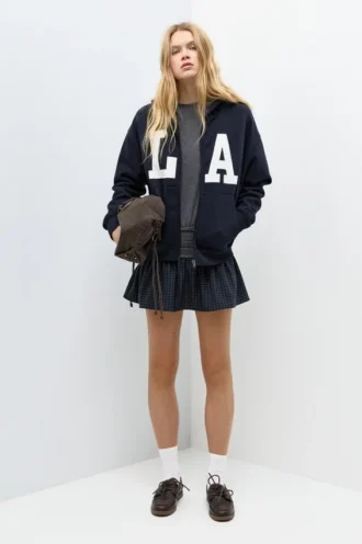 Sweat à capuche zippé avec motif