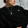 Lot comprenant un collier et une bague en pierre Lot comprenant un collier et une bague en pierre