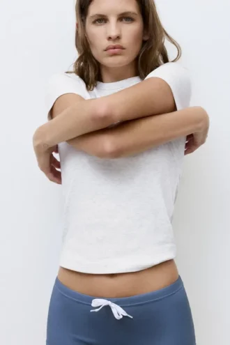 T-shirt ajusté à manches courtes