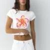 T-shirt avec motif floral T-shirt avec motif floral